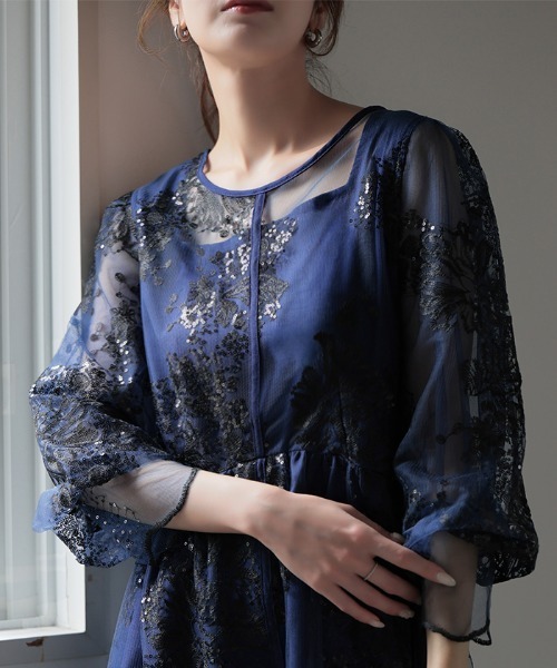 HUG.U(ハグユー)の「袖あり。ボレロ・ネックレス要らずな『結婚式ワンピ』(ワンピース・レディース・ネイビー/ラベンダー/ライトベージュ/ブラック/ベージュ系その他/ネイビー系/ブラック系1/パープル系1・M/L/XL)」の14枚目の写真