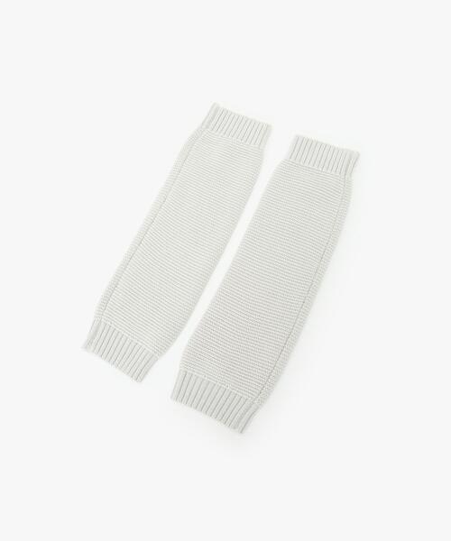 agnes b.（アニエスベー）の「ベビー コットン ニット ”B”レッグウォーマー（ソックス/靴下・キッズ・グレー系その他・FREE）」の2枚目の写真