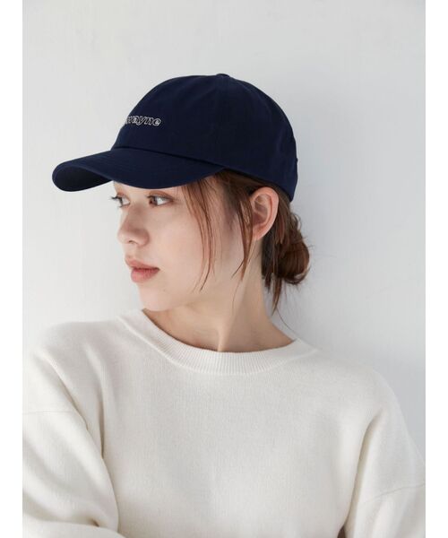 Ungrid（アングリッド）の「エンブロイダリーロゴキャップ（キャップ・レディース・オフホワイト/レッド/ネイビー/パープル・FREE）」の7枚目の写真