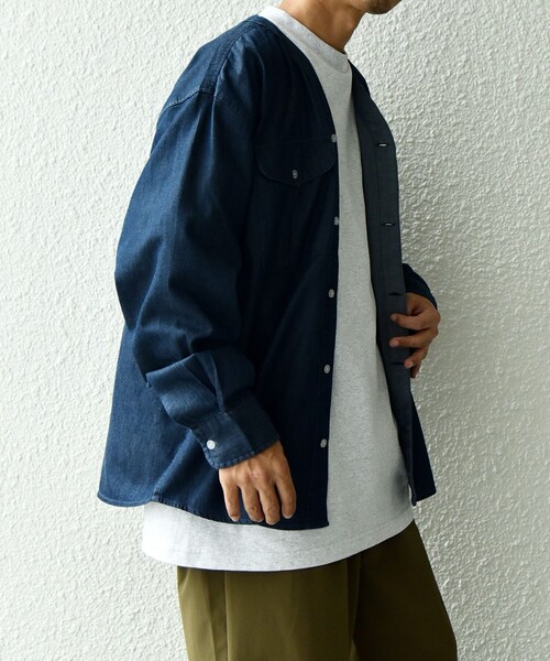 SHIPS any（シップス エニィ）の「SHIPS any: 〈洗濯機可能〉5oz ライト デニム ダブルポケット ワーク シャツ カーディガン（シャツ/ブラウス・メンズ・ライトブルー/ネイビー/ブルー・MEDIUM/LARGE/X-LARGE）」の18枚目の写真