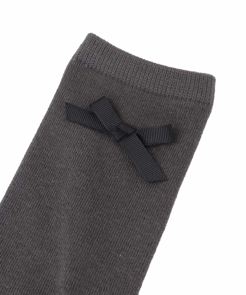 a.v.v（アーヴェヴェ）の「[KIDS]ワンポイントリボンハイソックス（ソックス/靴下・キッズ・ブラック/グレー・20/23）」の13枚目の写真