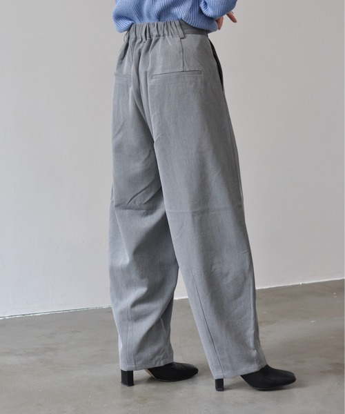 Meli rich（メリーリッチ）の「タックカーブスラックス（スラックス・レディース・グレー/チャコールグレー/ブラック/ベージュ・FREE）」の11枚目の写真