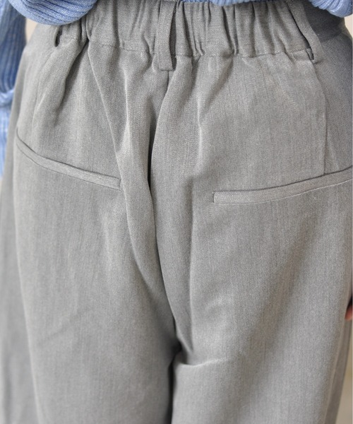 Meli rich（メリーリッチ）の「タックカーブスラックス（スラックス・レディース・グレー/チャコールグレー/ブラック/ベージュ・FREE）」の14枚目の写真