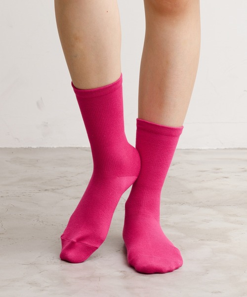 rasox(ラソックス)の「rasox(ラソックス)/ ベーシックシアー・クルー(ソックス/靴下・レディース・カーキ/ロイヤルブルー/ホワイト/コーラルピンク/チャコールグレー/ブラック/レッド/ライム・MEDIUM/SMALL/LARGE)」の7枚目の写真