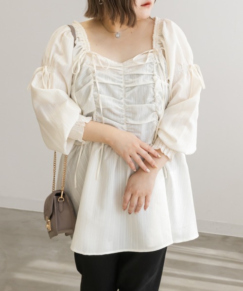 CLETTE(クレット)の「リボン使いスクエアネックブラウス(シャツ/ブラウス・レディース・ピンク/アイボリー/ブルーグレー/ブラック・LL/3L/4L)」の5枚目の写真