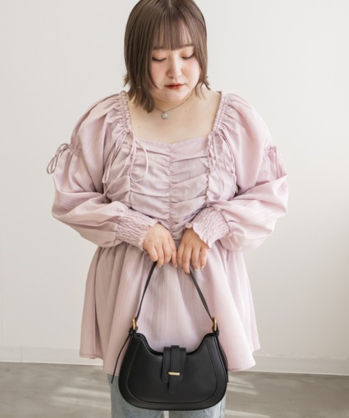 CLETTE(クレット)の「リボン使いスクエアネックブラウス(シャツ/ブラウス・レディース・ピンク/アイボリー/ブルーグレー/ブラック・LL/3L/4L)」の17枚目の写真