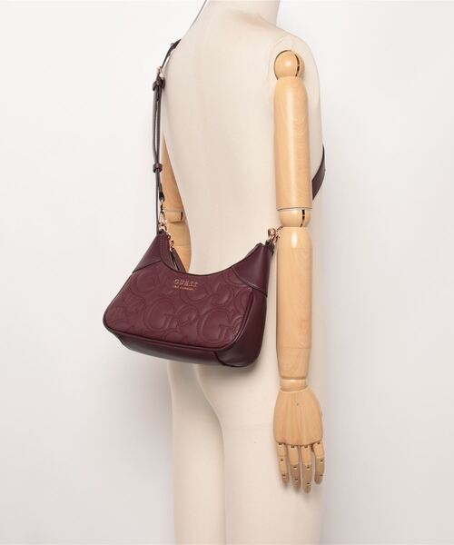 Guess(ゲス)の「BERKTON Mini Top Zip ショルダーバッグ レディース(ショルダーバッグ・レディース・ボルドー/オフホワイト・ONE SIZE)」の3枚目の写真