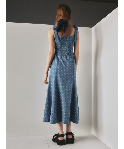 CALNAMUR（カルナムール）の「3D FLOWER SPORTS SANDALS/3Dフラワースポーツサンダル（サンダル・レディース・ブラック/ホワイト・SMALL/MEDIUM/LARGE）」の7枚目の写真