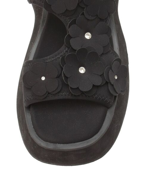 CALNAMUR（カルナムール）の「3D FLOWER SPORTS SANDALS/3Dフラワースポーツサンダル（サンダル・レディース・ブラック/ホワイト・SMALL/MEDIUM/LARGE）」の18枚目の写真