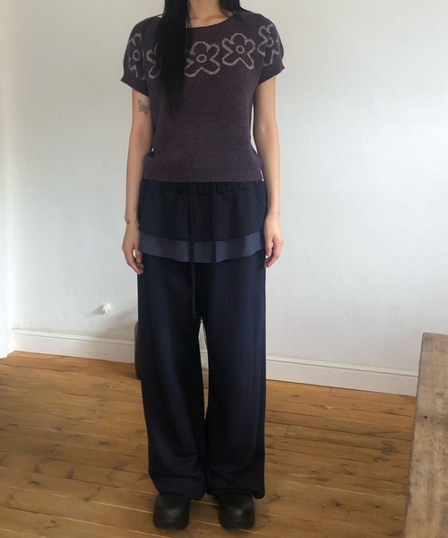 FREE STYLISTS(フリー スタイリスト)の「YUGA_YGMC 裏起毛 フリルドッキング スウェットパンツ(スウェットパンツ・レディース・ブラック/ネイビー・FREE)」の15枚目の写真