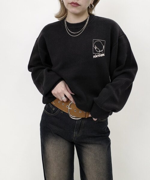 WHO'S WHO gallery（フーズフーギャラリー）の「【WEB限定】(UNISEX/ユニセックス)トーキョーガールニット（ニット/セーター・レディース・パープル/ライトグレー/ブラック・MEDIUM/LARGE）」の4枚目の写真