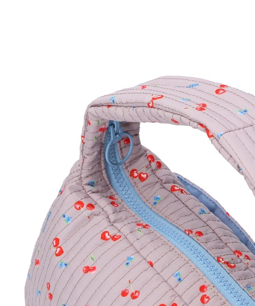 MILKFED.(ミルクフェド)の「CHERRY PATTERN HAND BAG(ハンドバッグ・レディース・グレー/オフホワイト・ONE SIZE)」の10枚目の写真