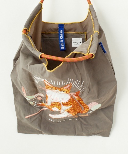 Ball&Chain（ボールアンドチェーン）の「[BALL&CHAIN/ボールアンドチェーン] D. BABY CAT 刺繍デザインナイロントートバッグ（トートバッグ・レディース・グレー/ベージュ・M）」の15枚目の写真