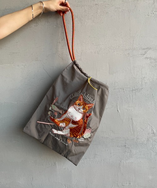 Ball&Chain（ボールアンドチェーン）の「[BALL&CHAIN/ボールアンドチェーン] D. BABY CAT 刺繍デザインナイロントートバッグ（トートバッグ・レディース・グレー/ベージュ・M）」の7枚目の写真