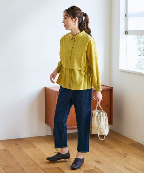 SMILE LAND(スマイルランド)の「<大きいサイズ>綿100%フェイクレイヤード刺しゅうブラウス【Otona Purete】(シャツ/ブラウス・レディース・ブラック/イエロー系・L/LL/4L/3L/5L)」の21枚目の写真