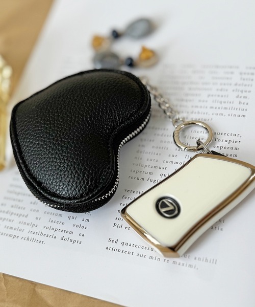 NOLITA LABORATORY(ノリータラボラトリー)の「【 NOLITA / ノリータ 】レザータイプ ハート型 バッグチャーム キーリング キーホルダー 小物入れ フェイクレザー シボ ハート チャーム コインケース(チャーム・レディース・レッド/アイボリー/ブラック/シルバー・FREE)」の17枚目の写真