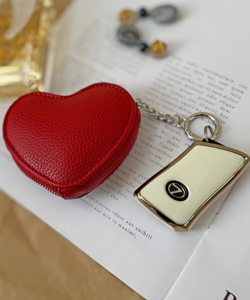 NOLITA LABORATORY(ノリータラボラトリー)の「【 NOLITA / ノリータ 】レザータイプ ハート型 バッグチャーム キーリング キーホルダー 小物入れ フェイクレザー シボ ハート チャーム コインケース(チャーム・レディース・レッド/アイボリー/ブラック/シルバー・FREE)」の5枚目の写真