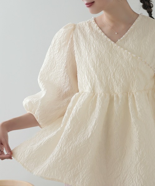 MERAKI（メラキ）の「シアージャガードパールブラウス（シャツ