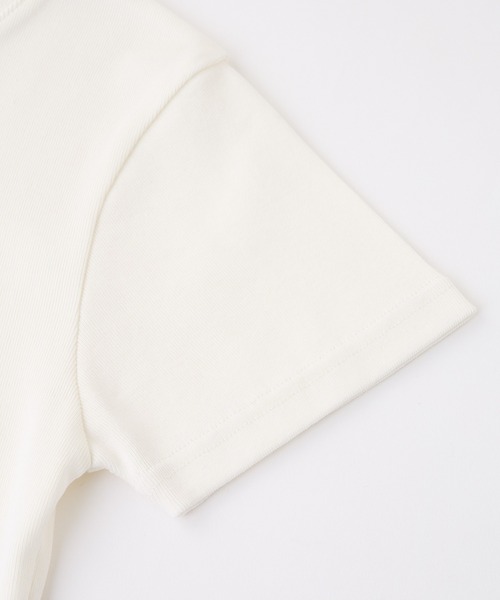 X-girl（エックスガール）の「LOGO AND STRIPE CROPPED S/S TOP（Tシャツ/カットソー・レディース・ホワイト/ブラック/マルチ・S/M）」の8枚目の写真