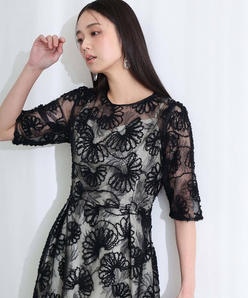 PourVous(プールヴー)の「結婚式 二次会 パーティー ドレス モール レース リボン ロング&七分袖 セレモニー フォーマル オケージョンドレス 同窓会 成人式 リボン編み上げ パール ボタン お呼ばれ 謝恩会 20代 30代(ドレス・レディース・グレー/ブラック/ベージュ・S/M)」の2枚目の写真