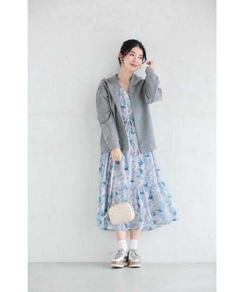 cawaii（カワイイ）の「春の日差しを浴びるブルーミングティアードワンピース（ワンピース・レディース・ブルー・M～Ｌ/LL～3L）」の13枚目の写真