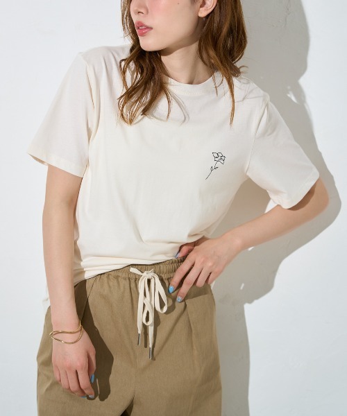 フラワーワンポイント 半袖サイロTシャツ/コットンTシャツ