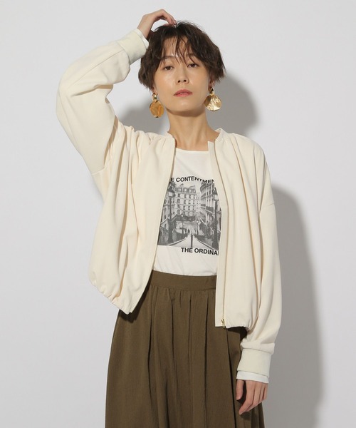 Elura（エルーラ）の「サマ見えギャザーブルゾン/320062（その他アウター・レディース・ネイビー/ブラック/オフホワイト・FREE）」の2枚目の写真