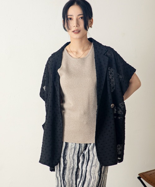 MILLION CARATS（ミリオンカラッツ）の「軽やかさとモード感を纏う、春のシアーノットジャカードジャケット（その他アウター・レディース・ブラック/グレー・FREE）」の8枚目の写真