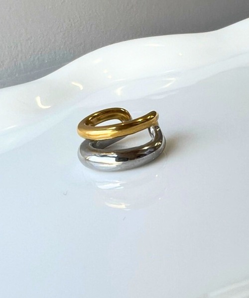 Rechic（リシック）の「バイカラーリングイヤーカフ（イヤーカフ・レディース・ゴールド・FREE）」の5枚目の写真