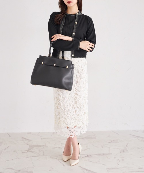 tocco closet（トッコ　クローゼット）の「ベルト付きフェイクレザーバッグ（ハンドバッグ・レディース・アイボリー/ブラック・FREE）」の6枚目の写真