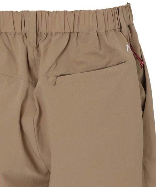 NANGA(ナンガ)の「DotAir COMFY TUCK TAPERED PANTS/ドットエアコンフィー タック テーパードパンツ(その他パンツ・メンズ・カーキ/ブラック系その他/ベージュ・S/M/L/XL)」の4枚目の写真