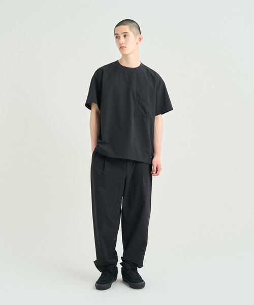 NANGA(ナンガ)の「DotAir COMFY TUCK TAPERED PANTS/ドットエアコンフィー タック テーパードパンツ(その他パンツ・メンズ・カーキ/ブラック系その他/ベージュ・S/M/L/XL)」の21枚目の写真