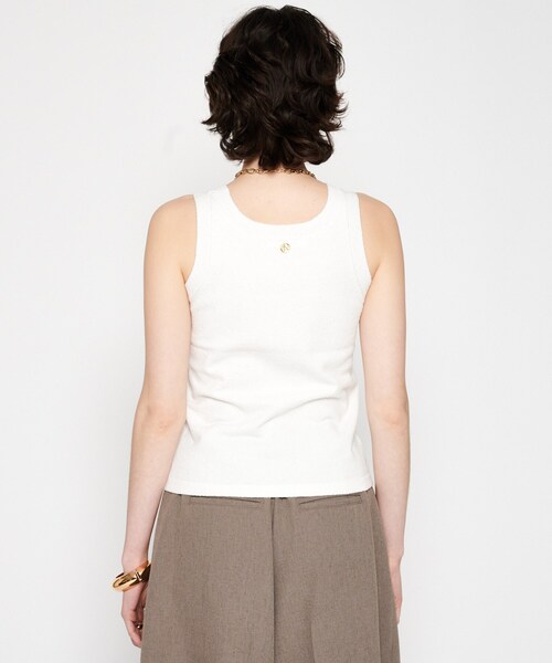 cloenc（クロエンス）の「【手洗い可】ブークレータンクトップ（タンクトップ・レディース・ナチュラル/ブラック/ホワイト系・02）」の6枚目の写真