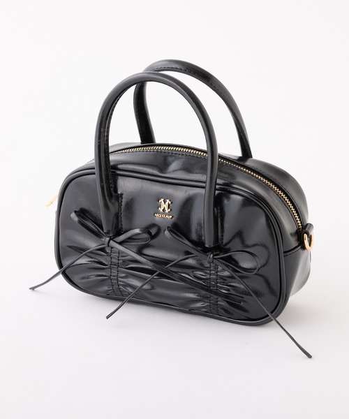 one after another NICE CLAUP（ワンアフターアナザーナイスクラップ）の「リボンシャーリングバッグ（ショルダーバッグ・レディース・アイボリー/ブラック/ネイビー・FREE）」の2枚目の写真