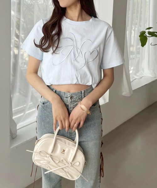 one after another NICE CLAUP（ワンアフターアナザーナイスクラップ）の「リボンシャーリングバッグ（ショルダーバッグ・レディース・アイボリー/ブラック/ネイビー・FREE）」の5枚目の写真