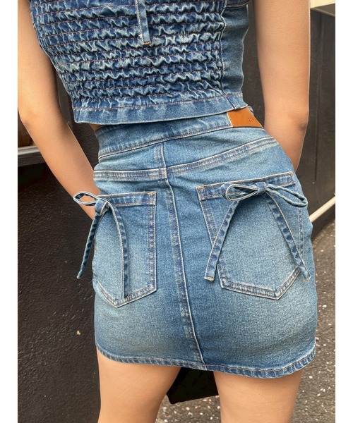 EVRIS(エヴリス)の「ホルターネックデニムビスチェ(キャミソール・レディース・ブラック/インディゴブルー・FREE)」の18枚目の写真