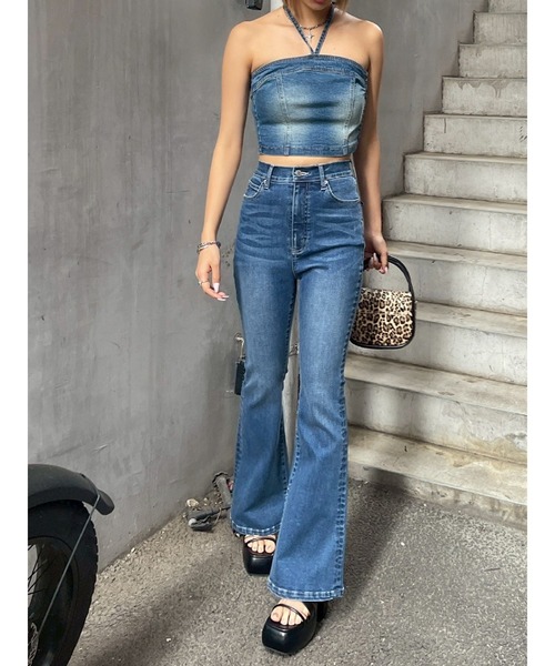 EVRIS(エヴリス)の「ホルターネックデニムビスチェ(キャミソール・レディース・ブラック/インディゴブルー・FREE)」の7枚目の写真