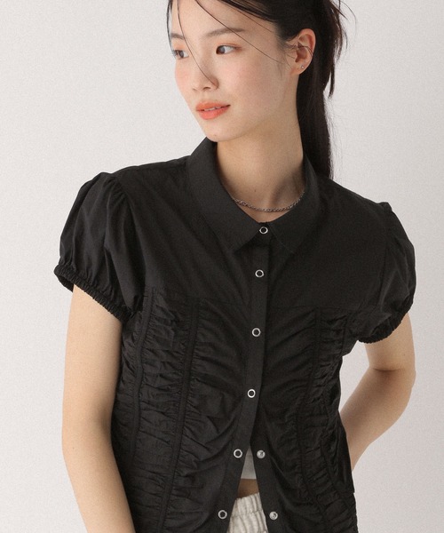Heather(ヘザー)の「ギャザーナイロン半袖シャツ 497264(シャツ/ブラウス・レディース・ブラック/レッド/オフホワイト・FREE)」の3枚目の写真