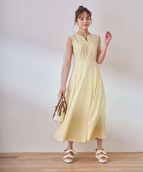 31 Sons de mode（トランテアン　ソン　ドゥ　モード）の「ウォッシャブル ノースリタックワンピース（ワンピース・レディース・ブラック/オフホワイト/ライトグリーン/イエロー/ブラウン・S/M）」の15枚目の写真