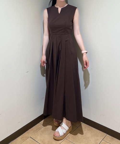 31 Sons de mode(トランテアン ソン ドゥ モード)の「ウォッシャブル ノースリタックワンピース(ワンピース・レディース・ブラック/オフホワイト/ライトグリーン/イエロー/ブラウン・S/M)」の9枚目の写真