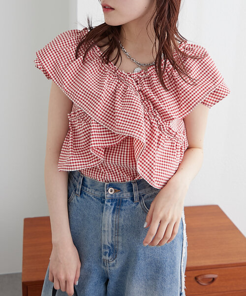 w closet(ダブルクローゼット)の「ギンガムカシュクールブラウス(シャツ/ブラウス・レディース・レッド/オフホワイト/ブラック・FREE)」の3枚目の写真