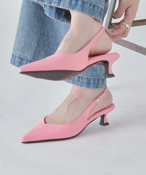 Lui's(ルイス)の「シンプルバックストラップミュール(パンプス・レディース・ピンク/ブラック・23.5/24.5)」の4枚目の写真
