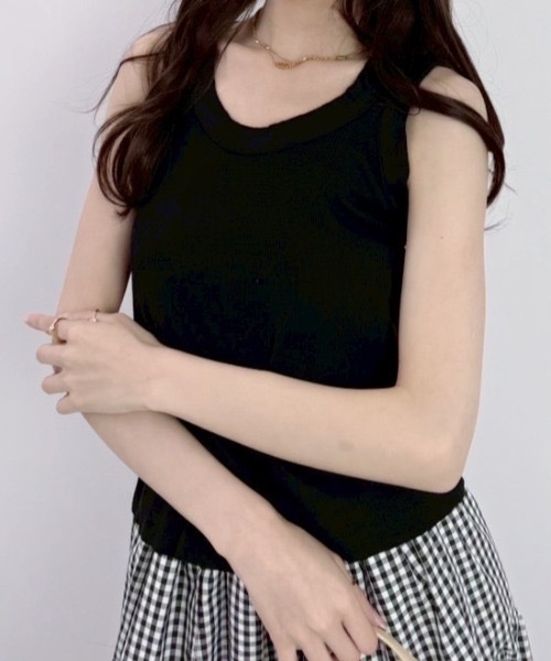 SHEPP（シープ）の「シンプルカラータンクトップ（タンクトップ・レディース・ホワイト/グレー/カーキ/ブラック/ピンク/ブラウン/ベージュ/イエロー/ネイビー・F）」の21枚目の写真