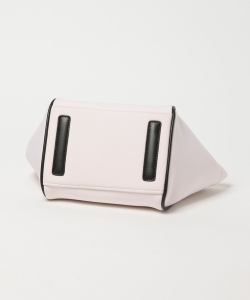 BAYFLOW（ベイフロー）の「[500mlペットボトルも入る]ポケット付きボンディングショルダー（ショルダーバッグ・レディース・グレー/ホワイト/ライトブルー/ブラック/イエロー・FREE）」の12枚目の写真