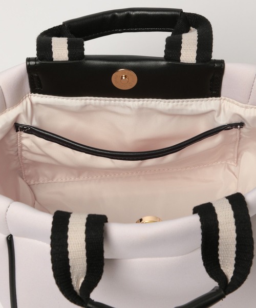 BAYFLOW（ベイフロー）の「[500mlペットボトルも入る]ポケット付きボンディングショルダー（ショルダーバッグ・レディース・グレー/ホワイト/ライトブルー/ブラック/イエロー・FREE）」の18枚目の写真