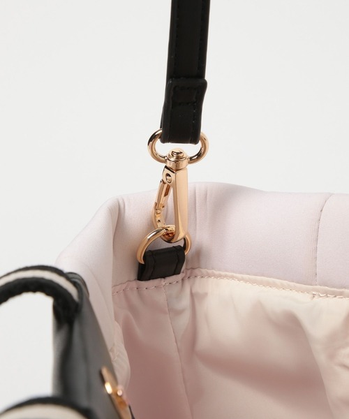 BAYFLOW（ベイフロー）の「[500mlペットボトルも入る]ポケット付きボンディングショルダー（ショルダーバッグ・レディース・グレー/ホワイト/ライトブルー/ブラック/イエロー・FREE）」の22枚目の写真