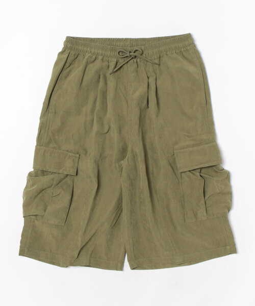 Revo.（レボ）の「Revo. ポリスウェード ワイド ハーフパンツ / カーゴショーツ（カーゴパンツ・メンズ・ブラック/カーキ/グレー・1/2）」の11枚目の写真