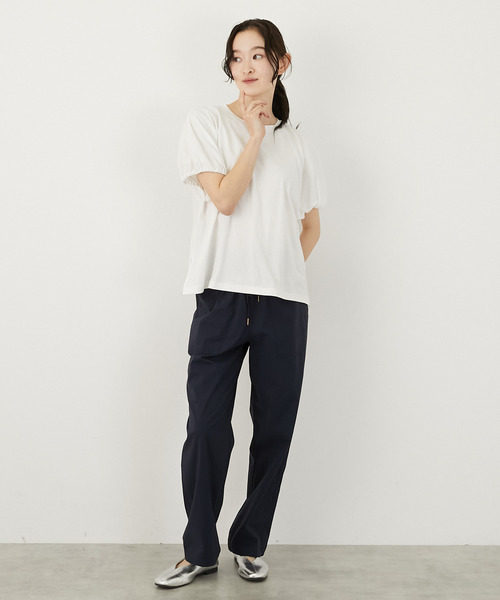 LOGEMENT DE CLAIRE(ロジュモンドクレール)の「ギャザースリーブプルオーバー(Tシャツ/カットソー・レディース・ブラック/オフホワイト/ブルー・FREE)」の4枚目の写真