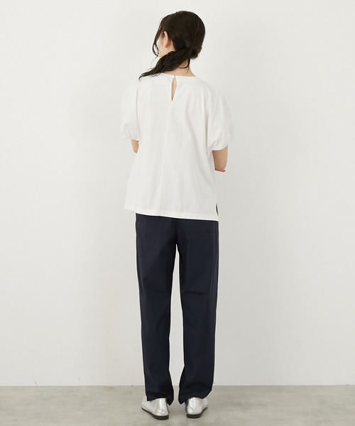 LOGEMENT DE CLAIRE(ロジュモンドクレール)の「ギャザースリーブプルオーバー(Tシャツ/カットソー・レディース・ブラック/オフホワイト/ブルー・FREE)」の7枚目の写真