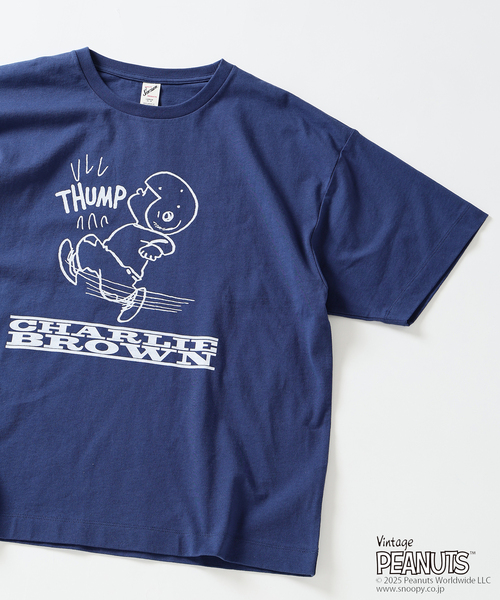 Vintage PEANUTS（ビンテージピーナッツ）の「PEANUTS×SPORTS WEAR by relume 別注 プリント Tシャツ（Tシャツ/カットソー・メンズ・グレー/レッド/アイボリー/ブルー系その他・MEDIUM/LARGE/X-LARGE）」の3枚目の写真